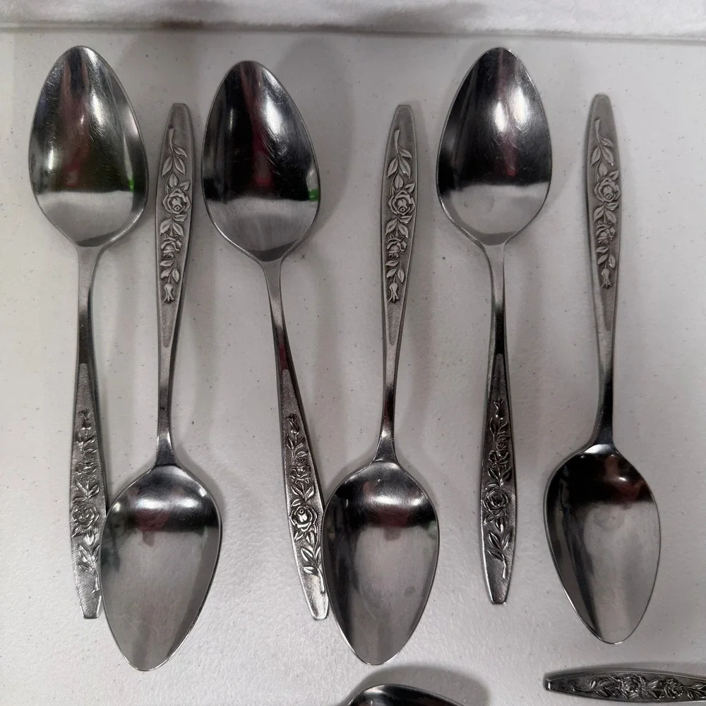 Eldan 44pc Flatware Set Stainless Japan Rose Floral Vintage Silverware Service